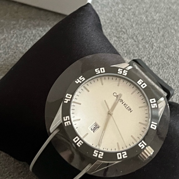 Brand new in box Calvin klein Mens watch - Picture 6 of 7